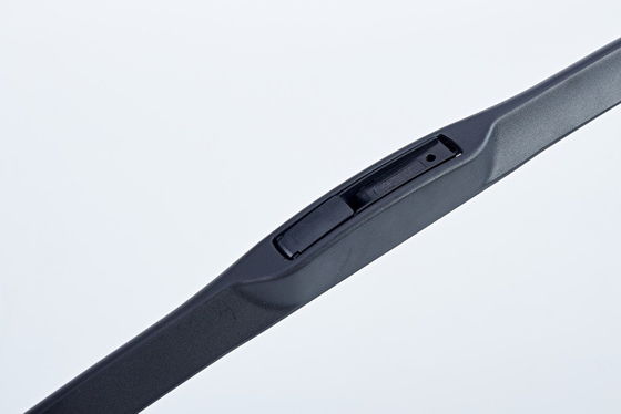 Easy Installation 18 Inches Universal Windshield Wiper Blade for Clear and Safe Driving